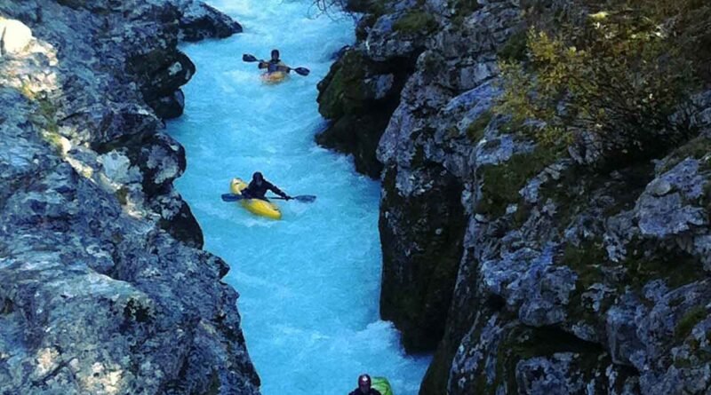 kayaking blue 1